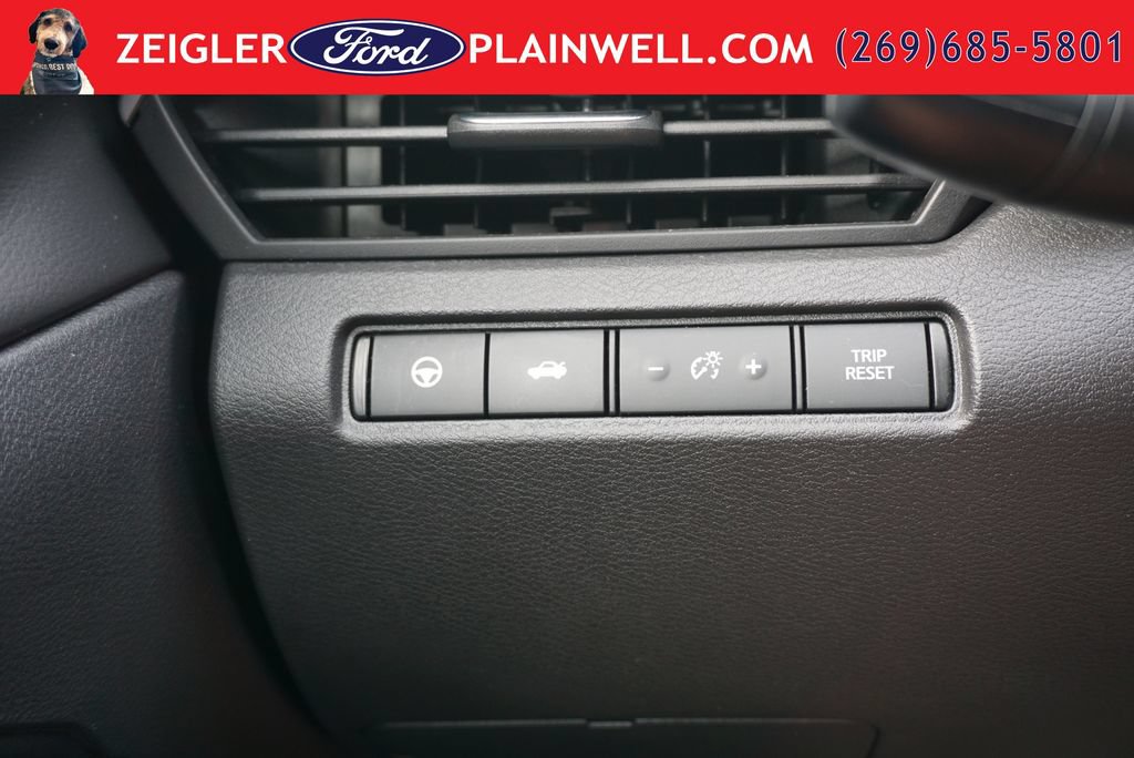 Used 2023 Nissan Altima 2.5 SV w/ SV Premium Package AWD/4WD image 28