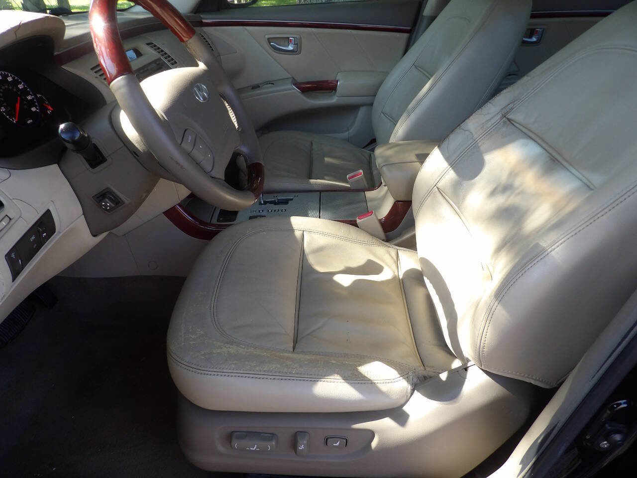 Used 2008 Hyundai Azera Limited image 20