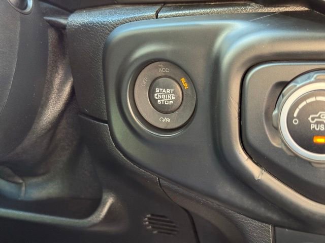 Certified 2018 Jeep Wrangler Unlimited Sport image 34