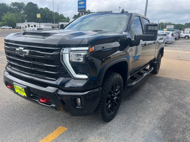 Used 2025 Chevrolet Silverado 2500 LT w/ Trail Boss Package AWD/4WD image 10