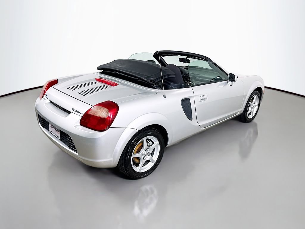 Used 2000 Toyota MR2 image 7