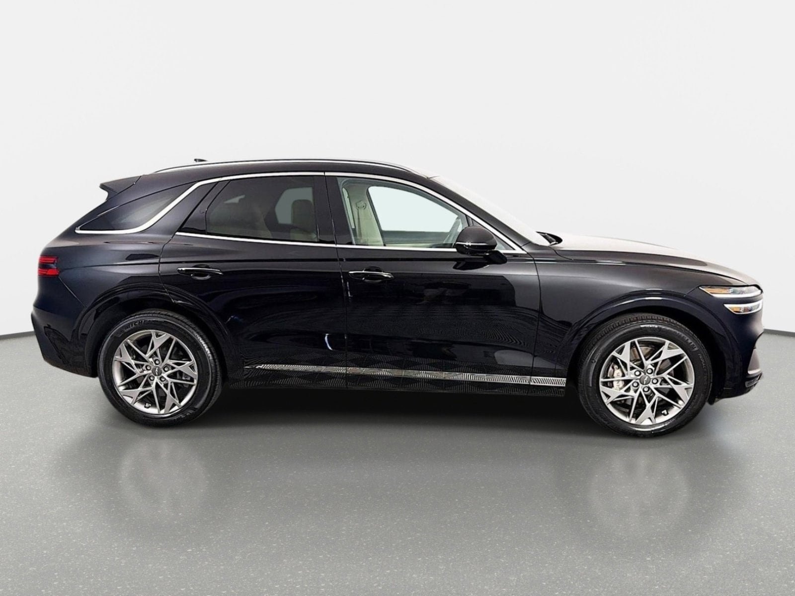 Certified 2024 Genesis GV70 2.5T w/ Advanced Package AWD/4WD image 4