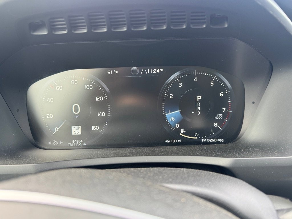 Used 2016 Volvo XC90 T6 Momentum image 13