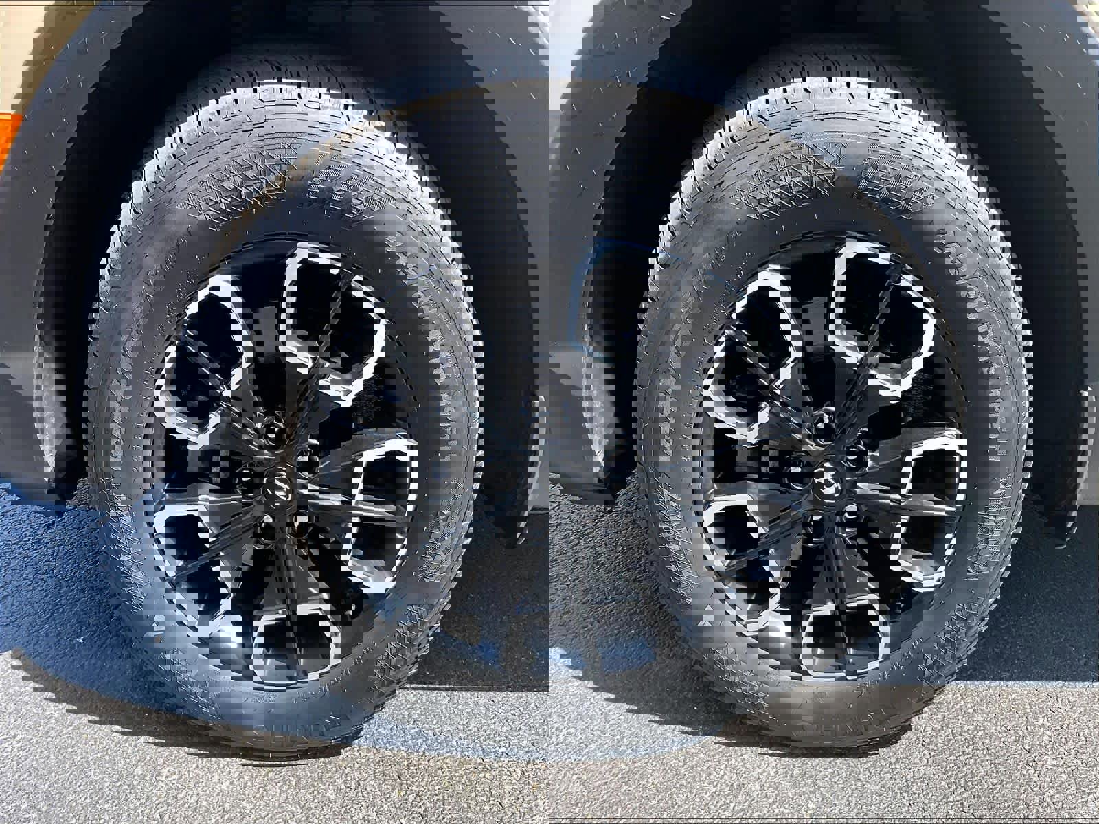 Used 2023 Hyundai Santa Cruz SEL Premium image 7