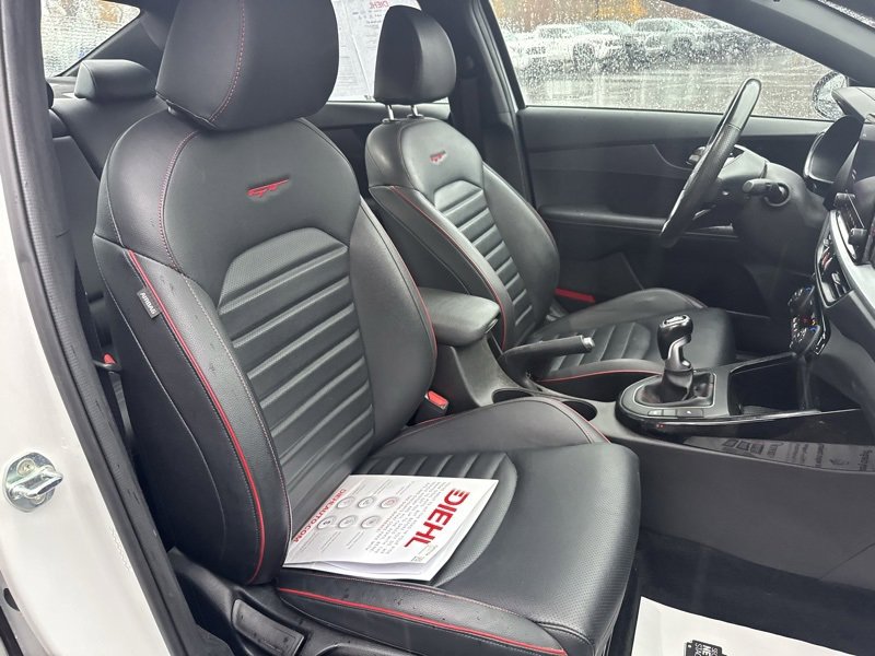 Used 2022 Kia Forte GT image 40
