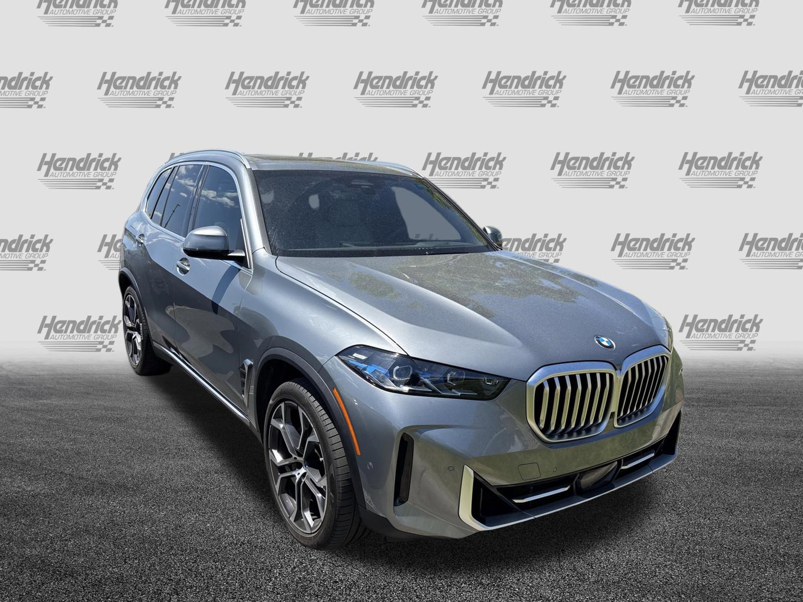Certified 2024 BMW X5 sDrive40i w/ Premium Package image 5