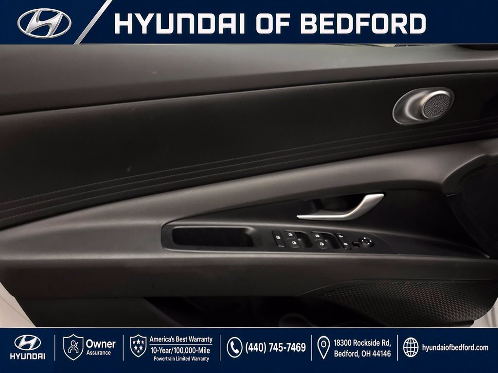 Used 2024 Hyundai Elantra SEL FWD image 13