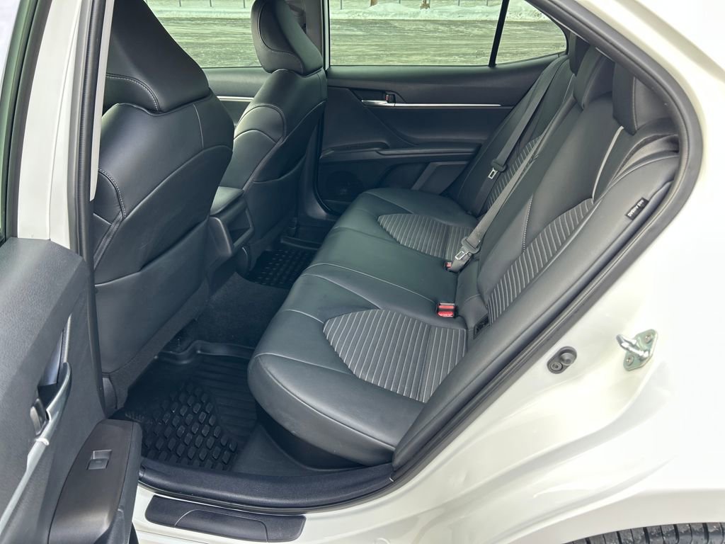 Used 2022 Toyota Camry SE image 28