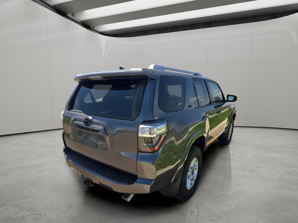 Used 2018 Toyota 4Runner SR5 Premium AWD/4WD image 5