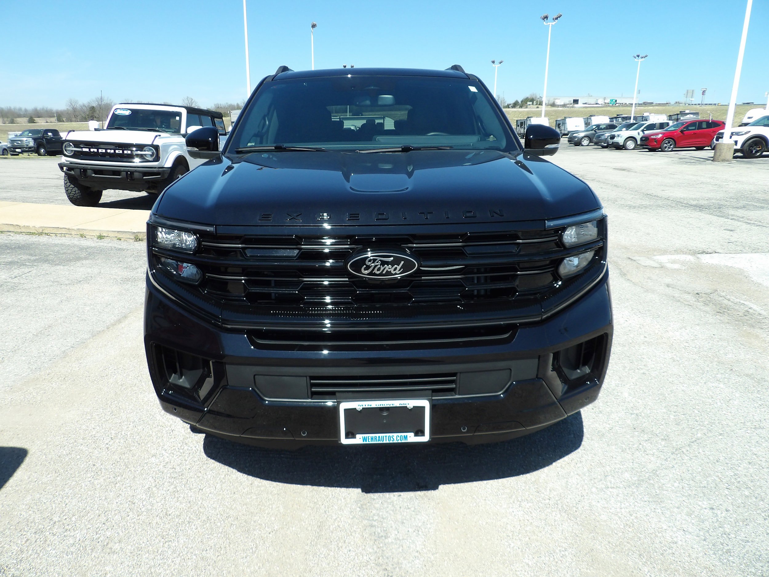 New 2026 Ford Expedition Platinum w/ Stealth Performance Package image 10