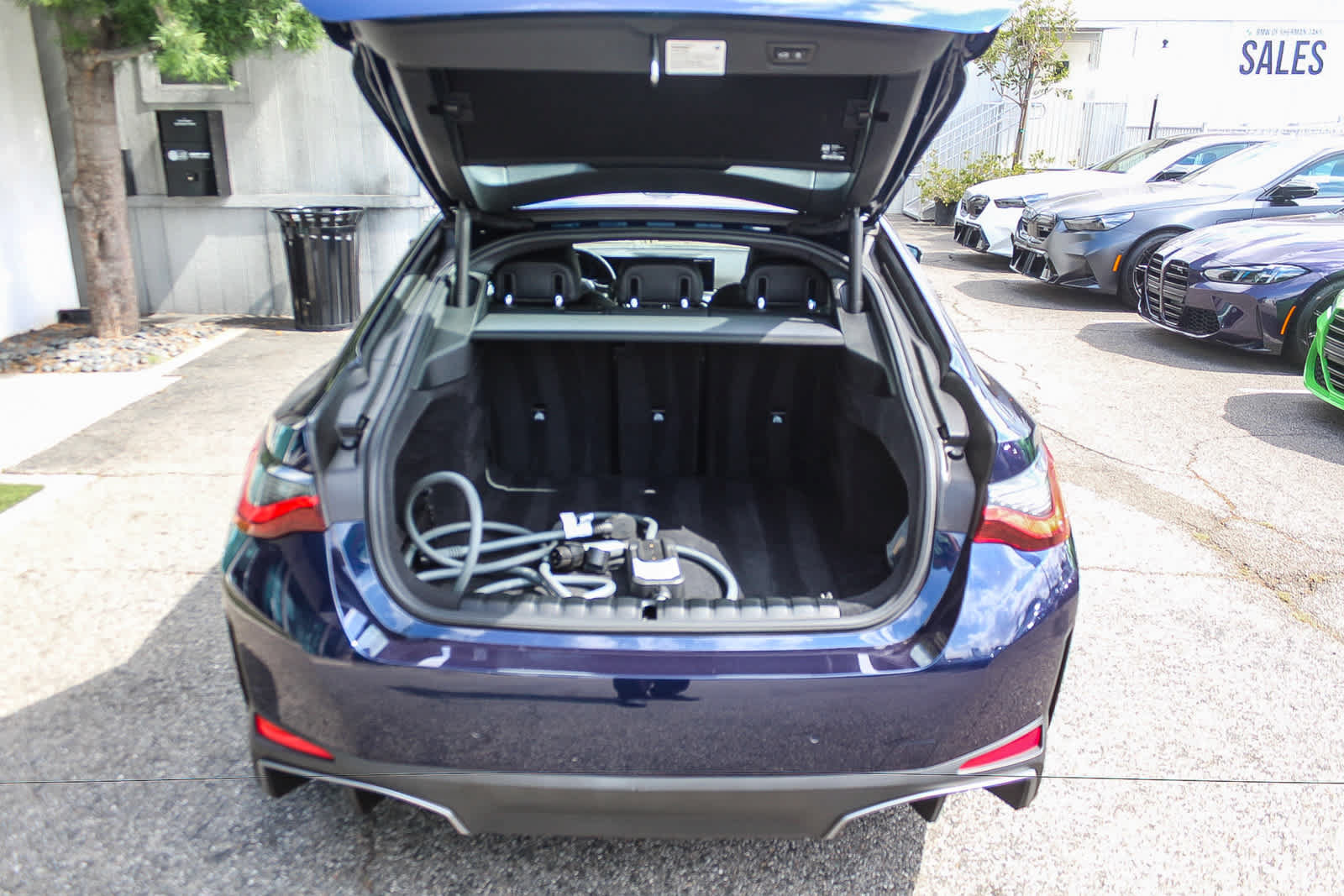 Certified 2023 BMW i4 eDrive35 w/ Premium Package RWD image 35