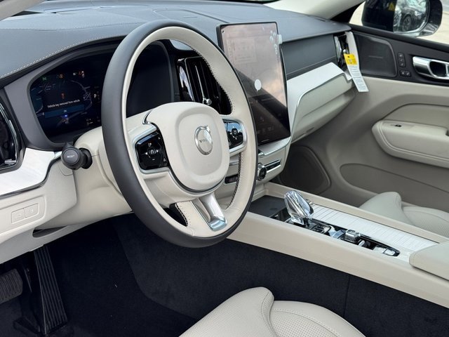 New 2026 Volvo XC60 T8 Ultra w/ Climate Package image 19