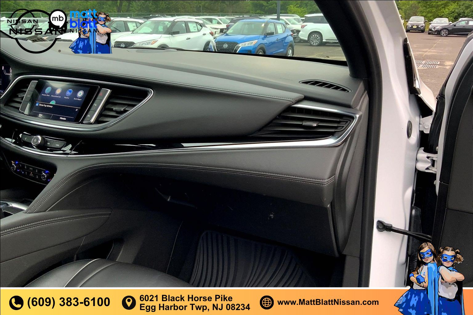 Used 2023 Buick Enclave Avenir AWD/4WD image 14