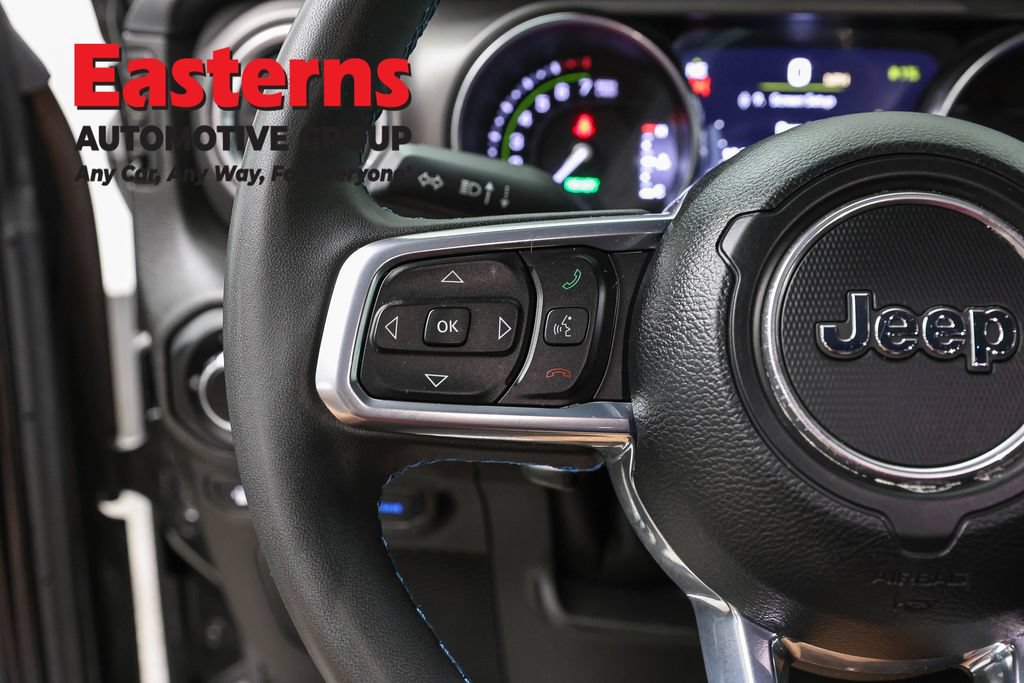 Used 2023 Jeep Wrangler Unlimited Rubicon 4xe w/ Cold Weather Group AWD/4WD image 15