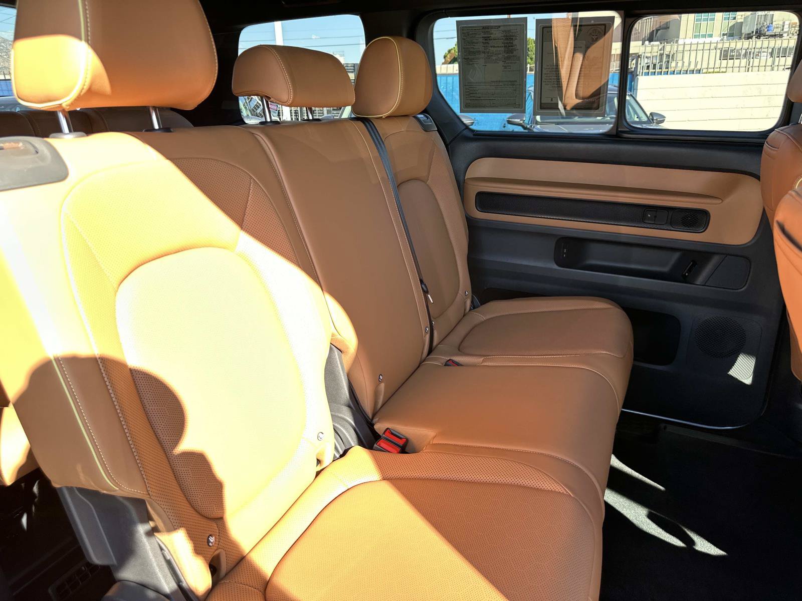 Certified 2025 Volkswagen ID. Buzz Pro S RWD image 26