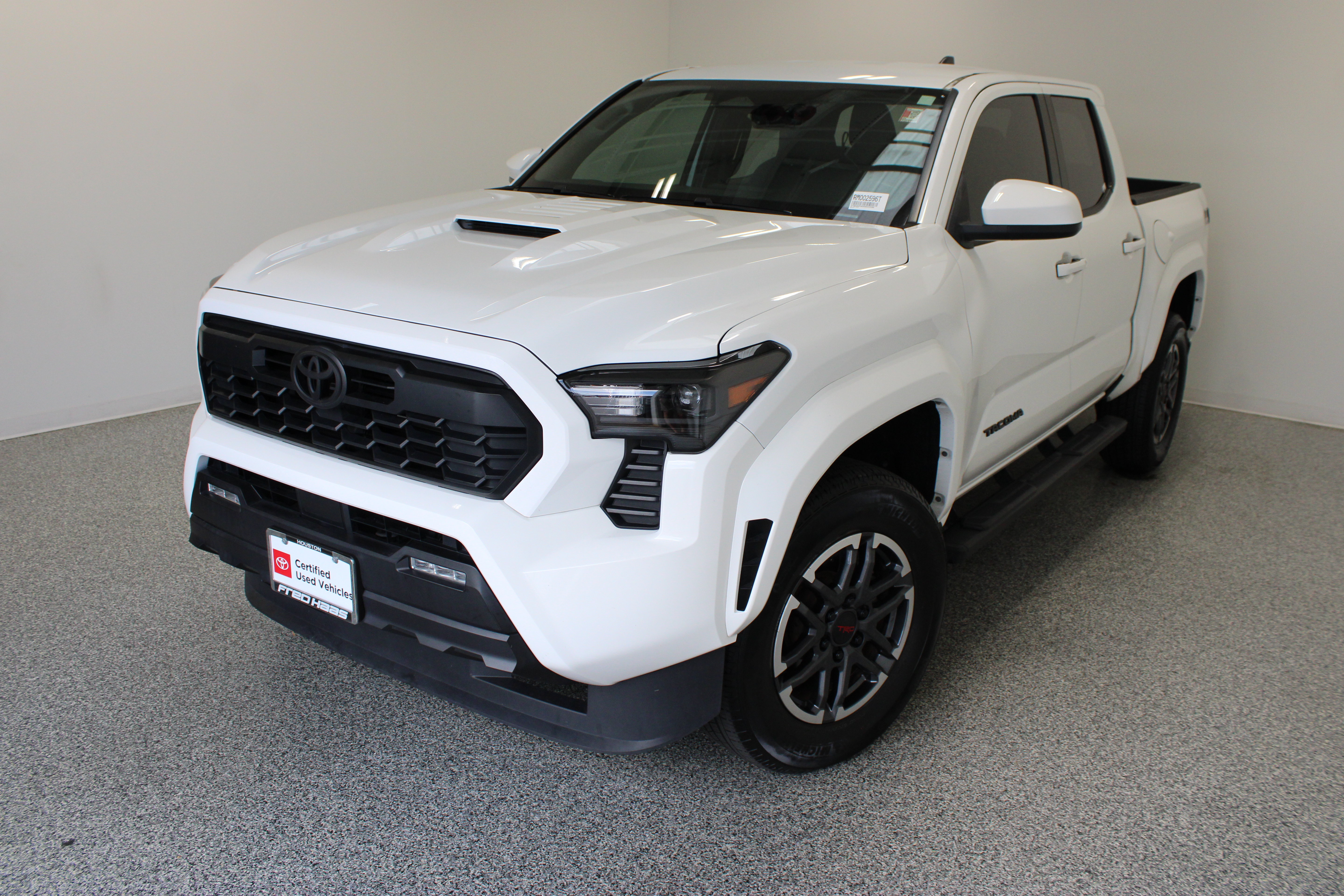 Used 2024 Toyota Tacoma TRD Sport RWD image 2
