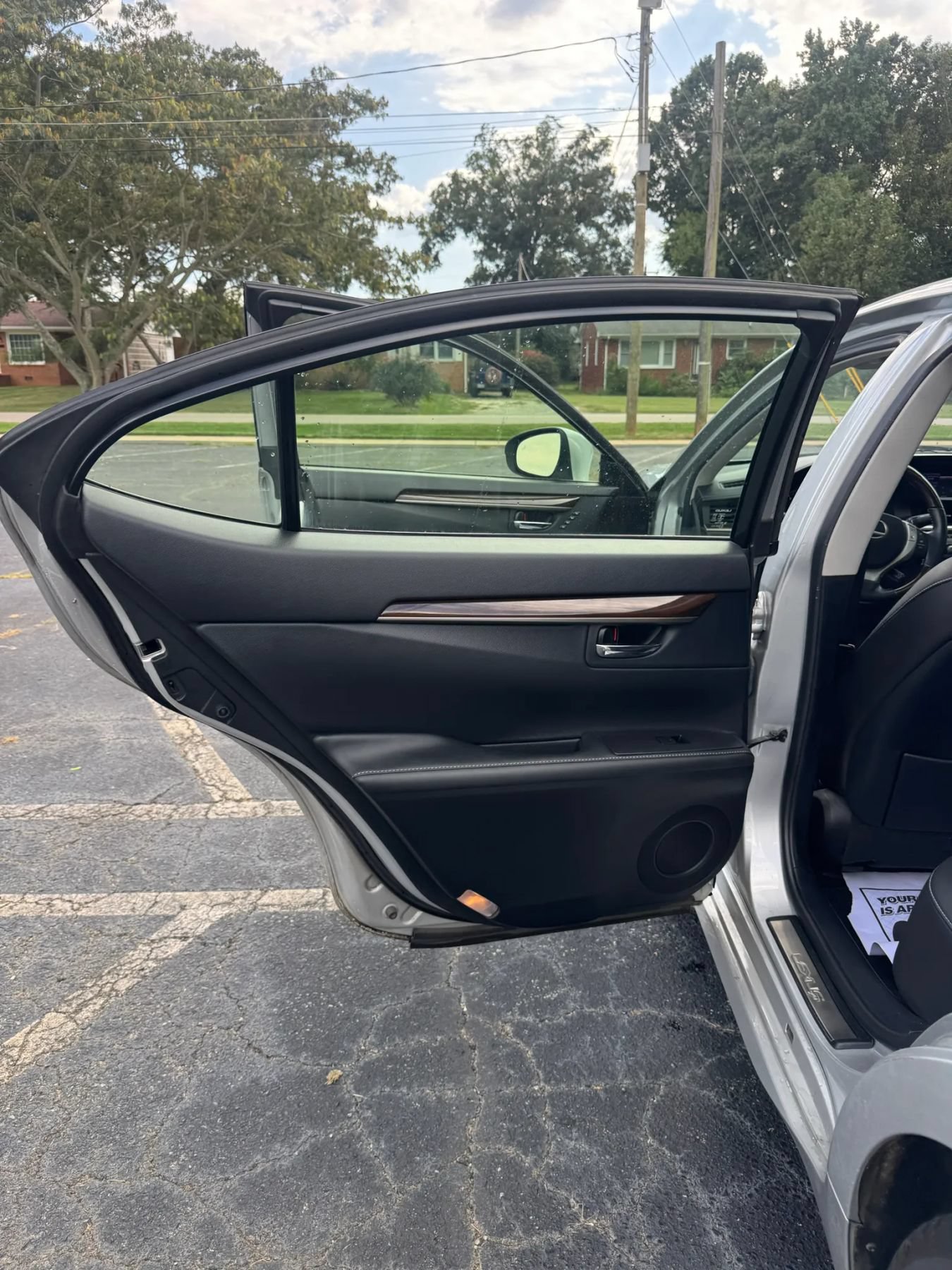 Used 2014 Lexus ES 350 w/ Premium Package FWD image 16