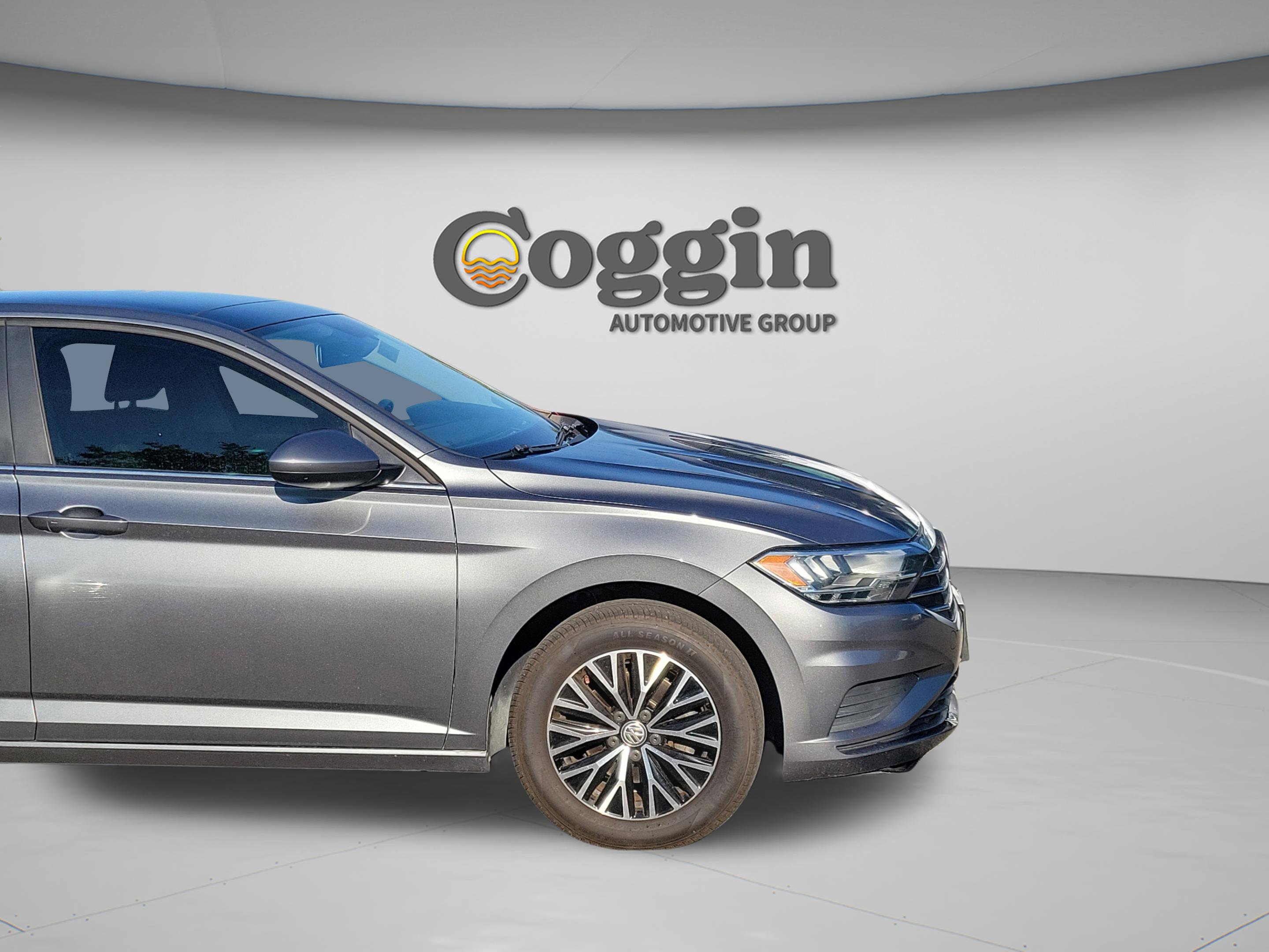 Used 2020 Volkswagen Jetta SE w/ SE Cold Weather Package FWD image 14