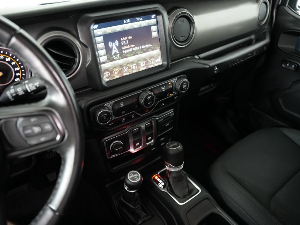 Used 2021 Jeep Wrangler Sport AWD/4WD image 18