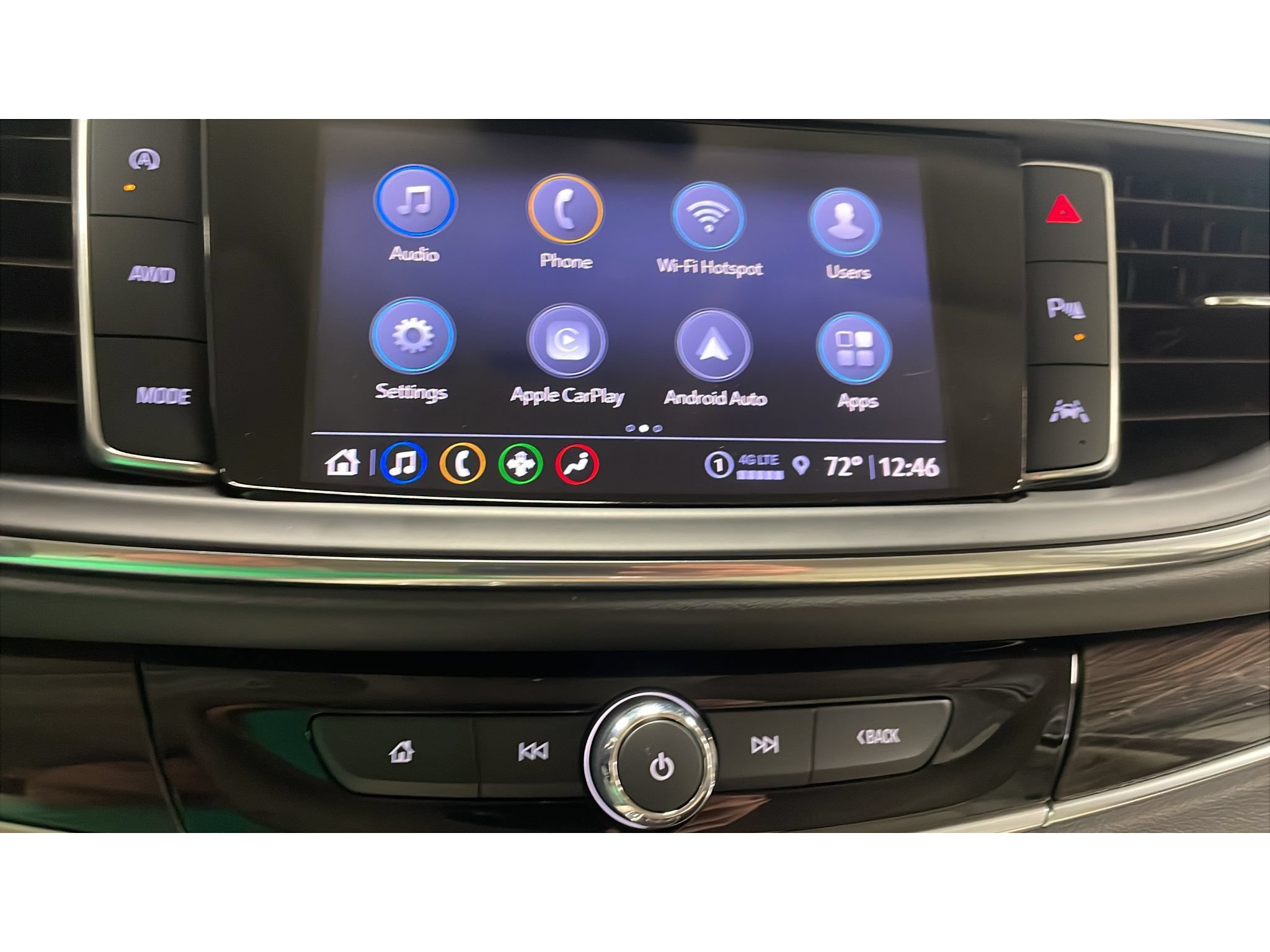 Used 2022 Buick Enclave Essence w/ Sport Touring Edition AWD/4WD image 14