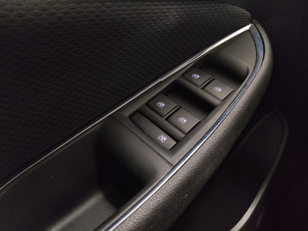 Used 2018 Chevrolet Cruze LT FWD image 27