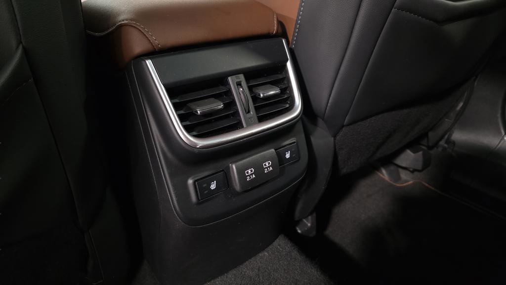 Used 2021 Subaru Outback Touring XT image 16