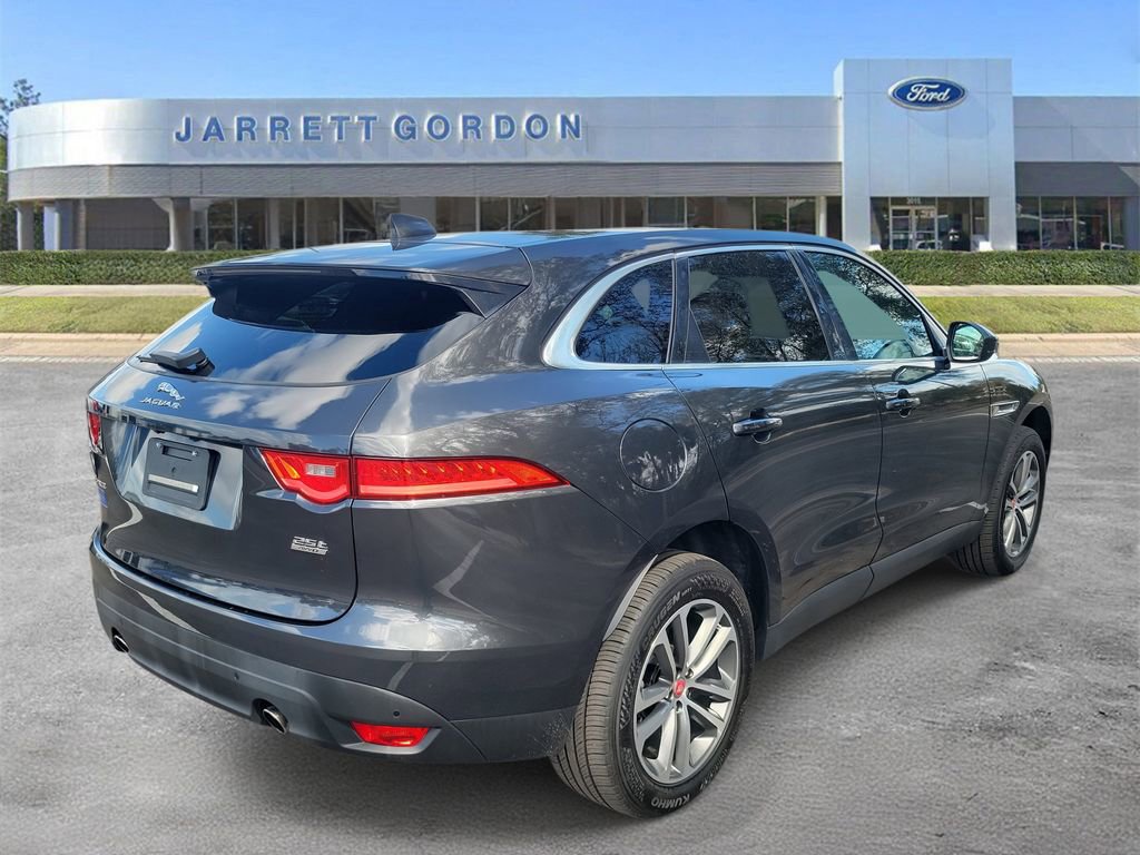 Used 2020 Jaguar F-PACE Premium image 4