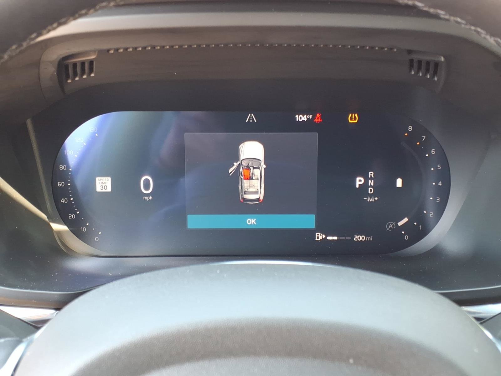 Used 2025 Volvo XC60 B5 Ultra AWD/4WD image 16