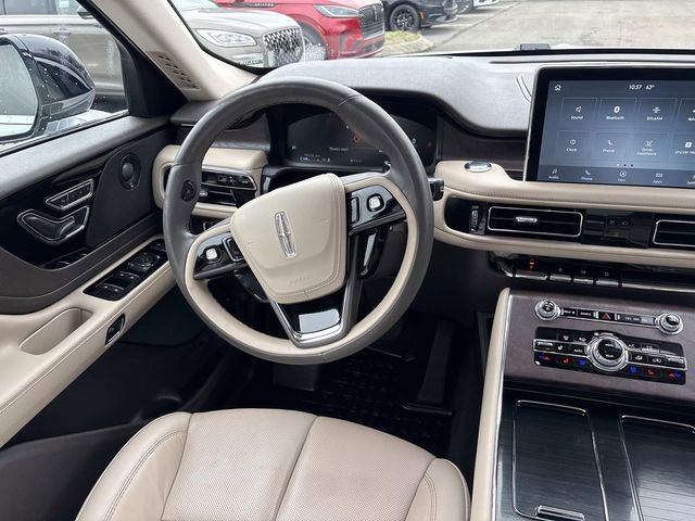 Certified 2023 Lincoln Aviator Reserve w/ Equipment Group 201A image 14