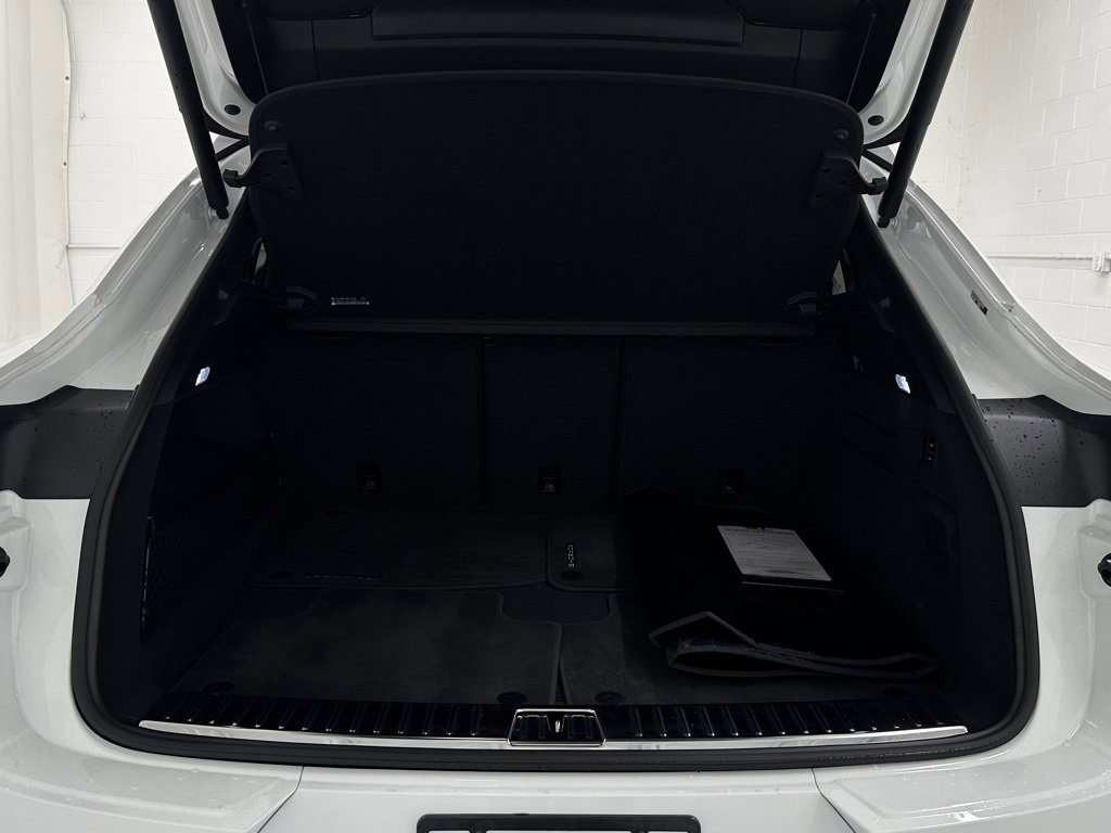 Used 2025 Porsche Cayenne GTS image 43