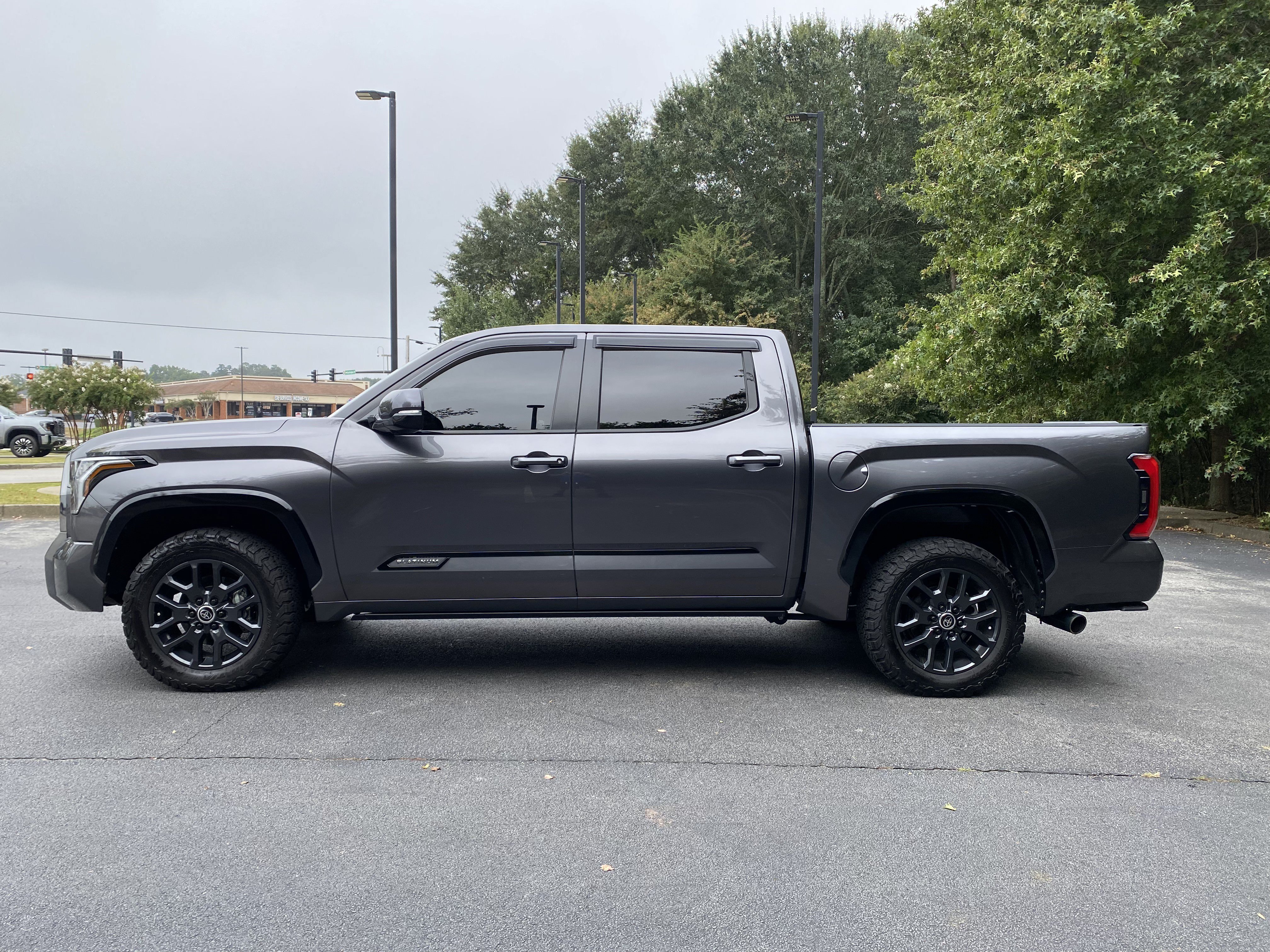 Used 2024 Toyota Tundra Platinum AWD/4WD image 6