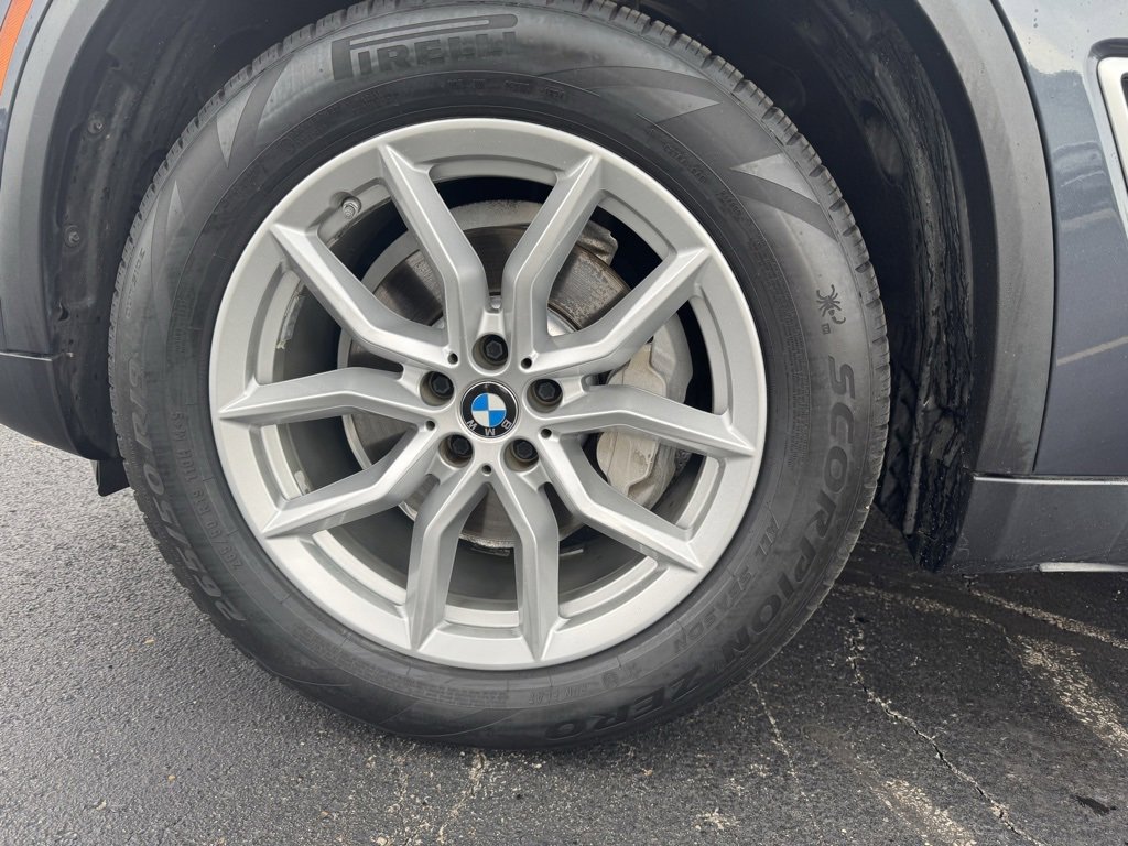 Used 2019 BMW X5 xDrive40i w/ Convenience Package image 9