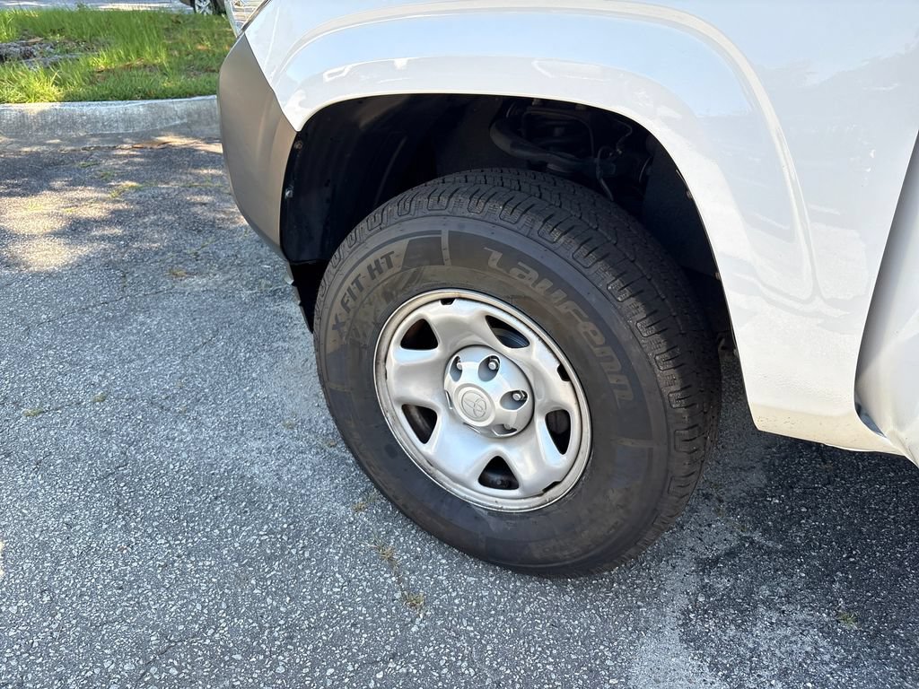 Used 2020 Toyota Tacoma SR RWD image 19