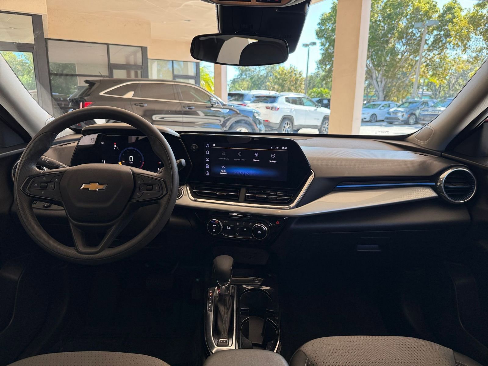 Used 2025 Chevrolet Trax LT image 27