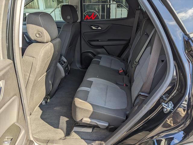Used 2024 Chevrolet Blazer LT w/ Convenience Package FWD image 11