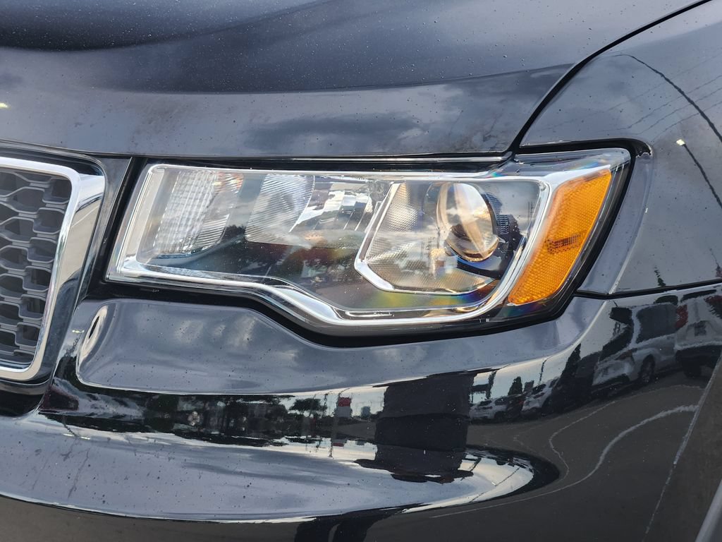 Used 2020 Jeep Grand Cherokee Limited RWD image 9