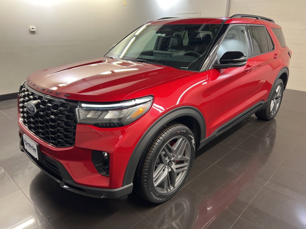 New 2026 Ford Explorer ST-Line w/ ST-Line Street Pack image 3