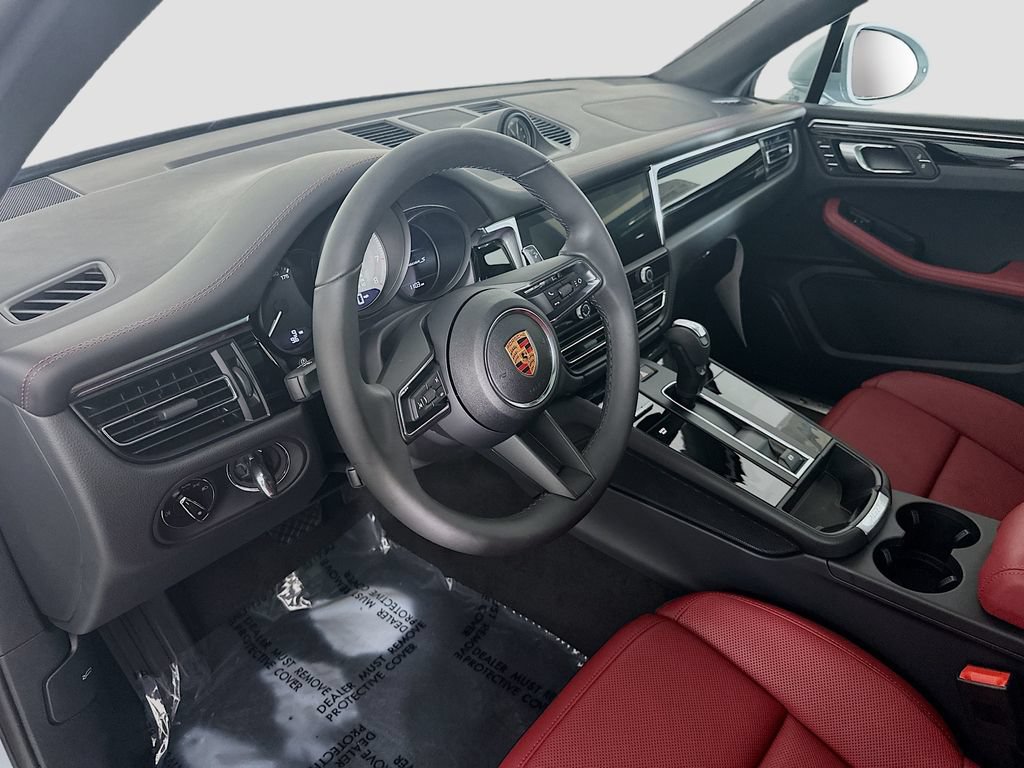 New 2026 Porsche Macan S AWD/4WD image 4