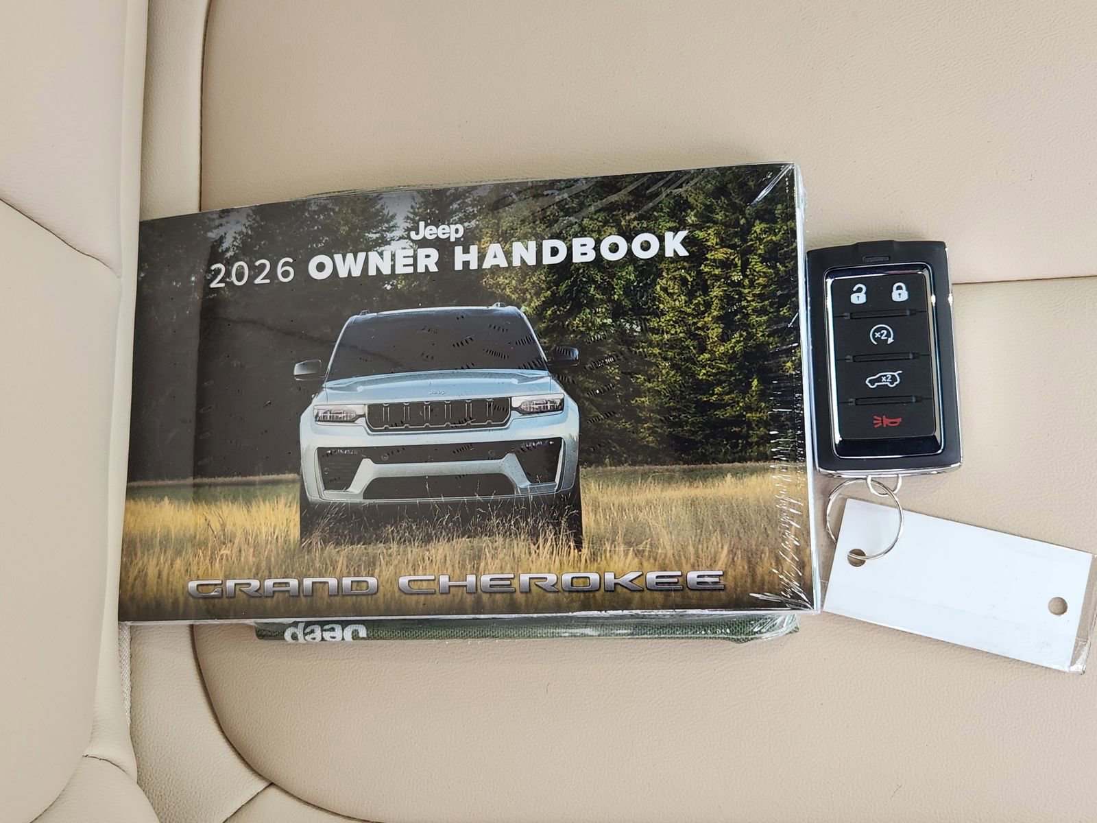 New 2026 Jeep Grand Cherokee Limited RWD image 41