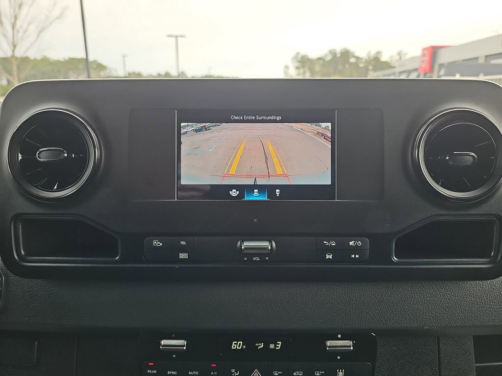 Used 2024 Mercedes-Benz Sprinter 2500 image 25