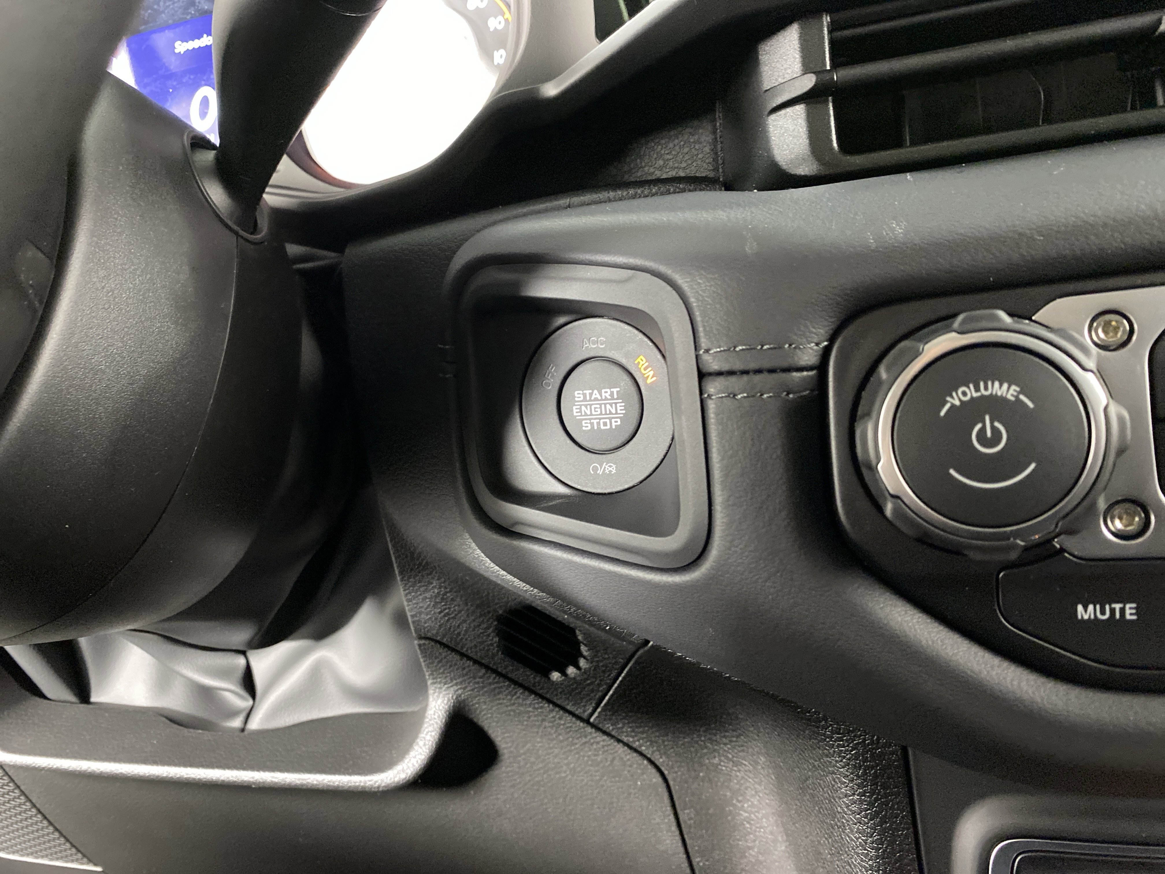 New 2026 Jeep Gladiator Rubicon w/ Steel Power Dome Hood Package image 21