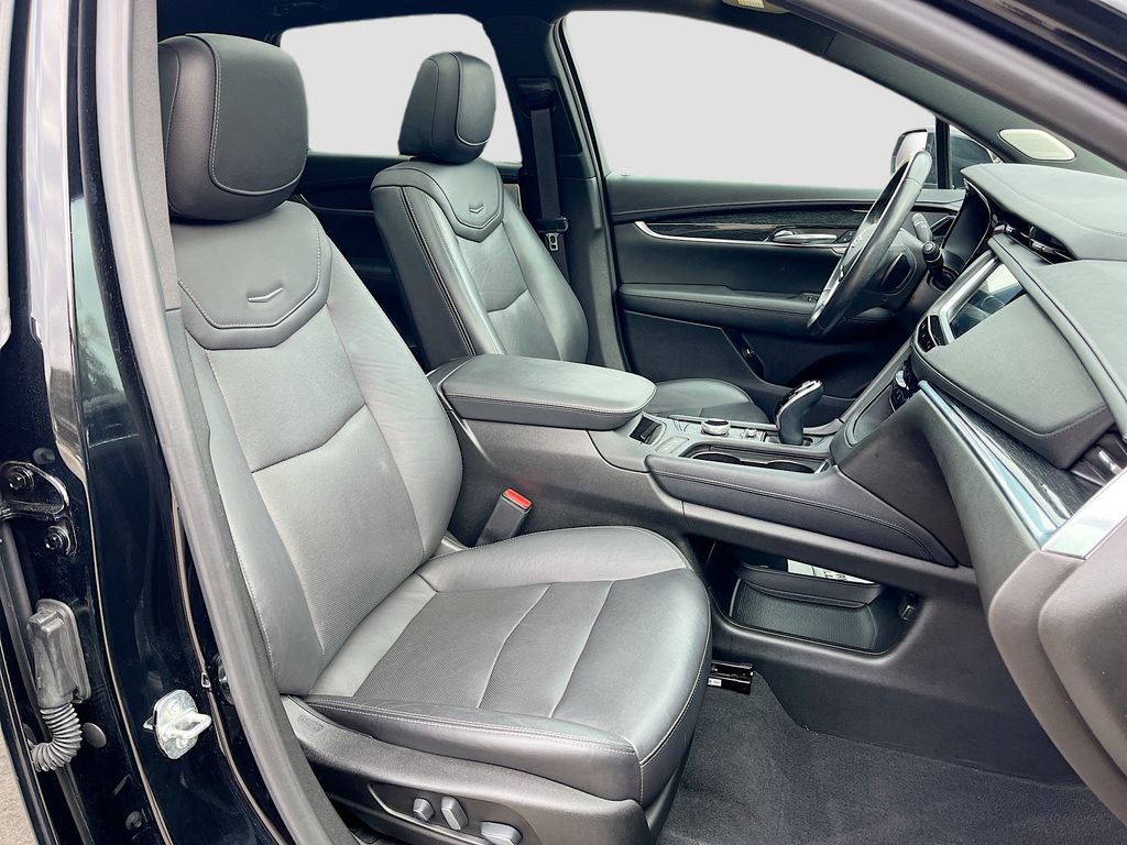 Used 2021 Cadillac XT5 Premium Luxury AWD/4WD image 36