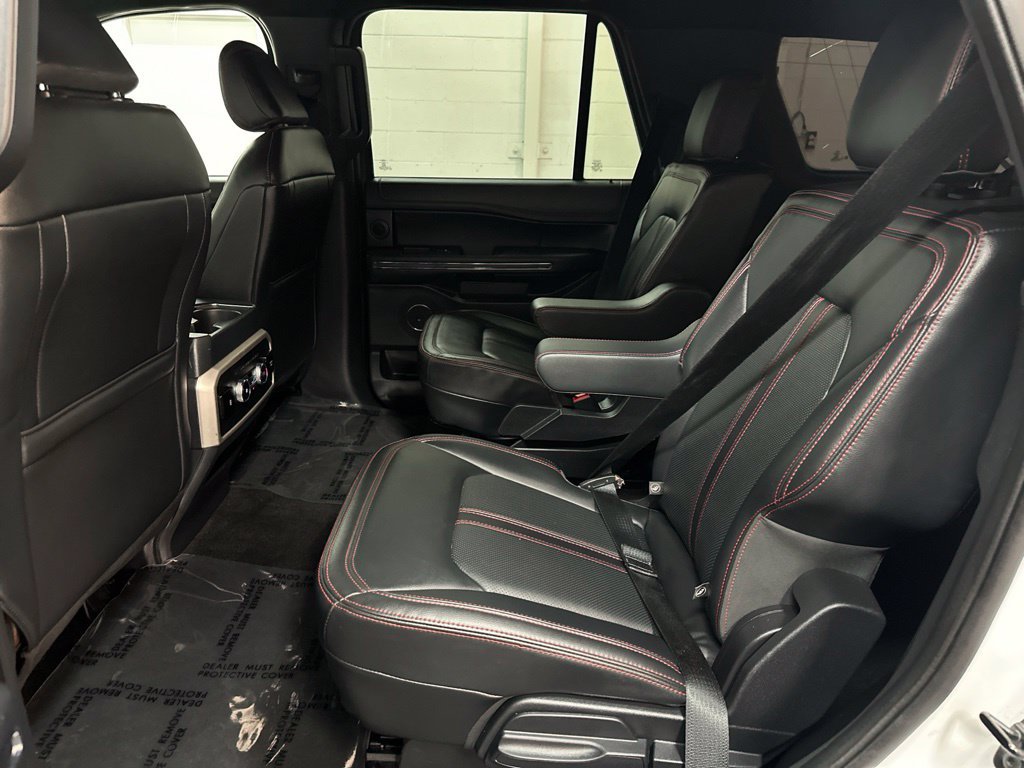 Used 2022 Ford Expedition Limited AWD/4WD image 21