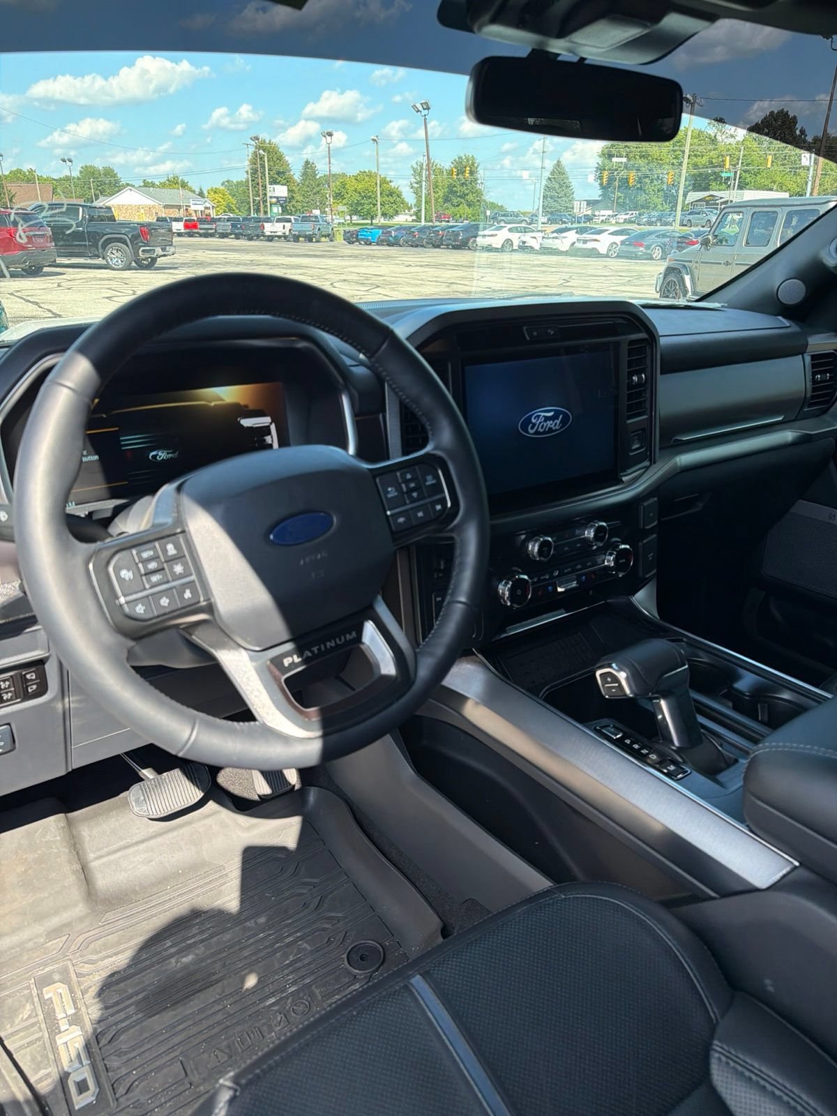 Used 2025 Ford F150 Platinum w/ FX4 Off-Road Package AWD/4WD image 9