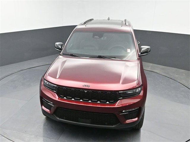 Used 2025 Jeep Grand Cherokee Limited w/ Luxury Tech Group II image 29