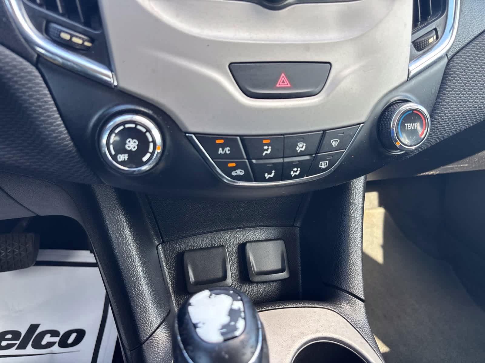 Used 2018 Chevrolet Cruze LS FWD image 20