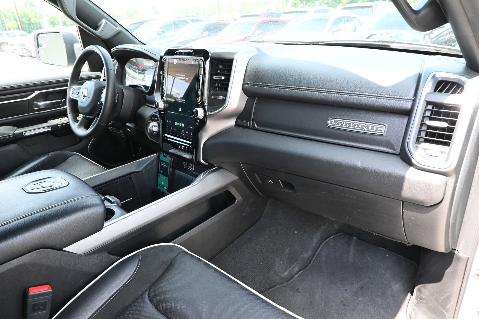 Used 2025 RAM 1500 Laramie AWD/4WD image 41
