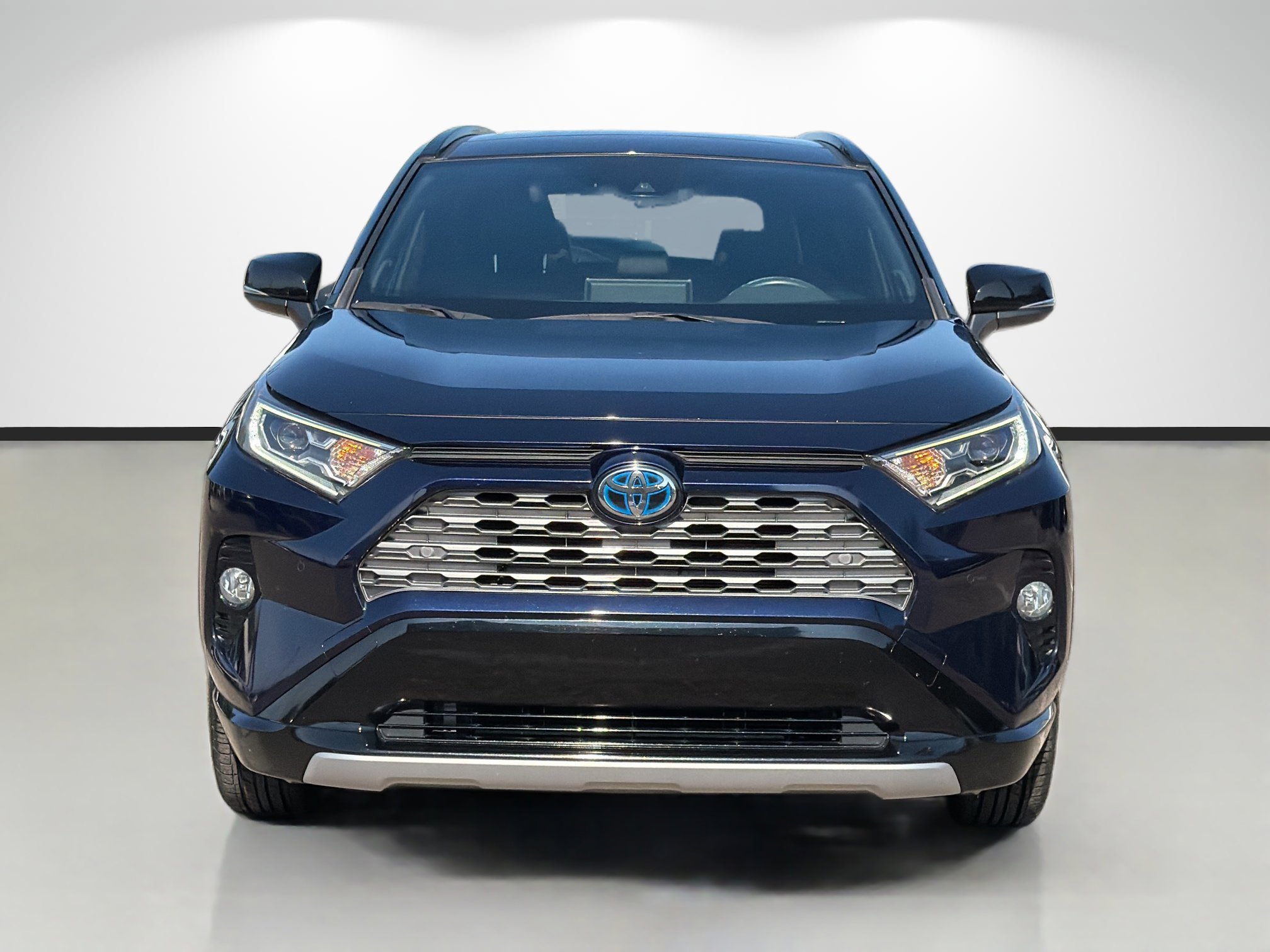 Used 2020 Toyota RAV4 XSE image 8