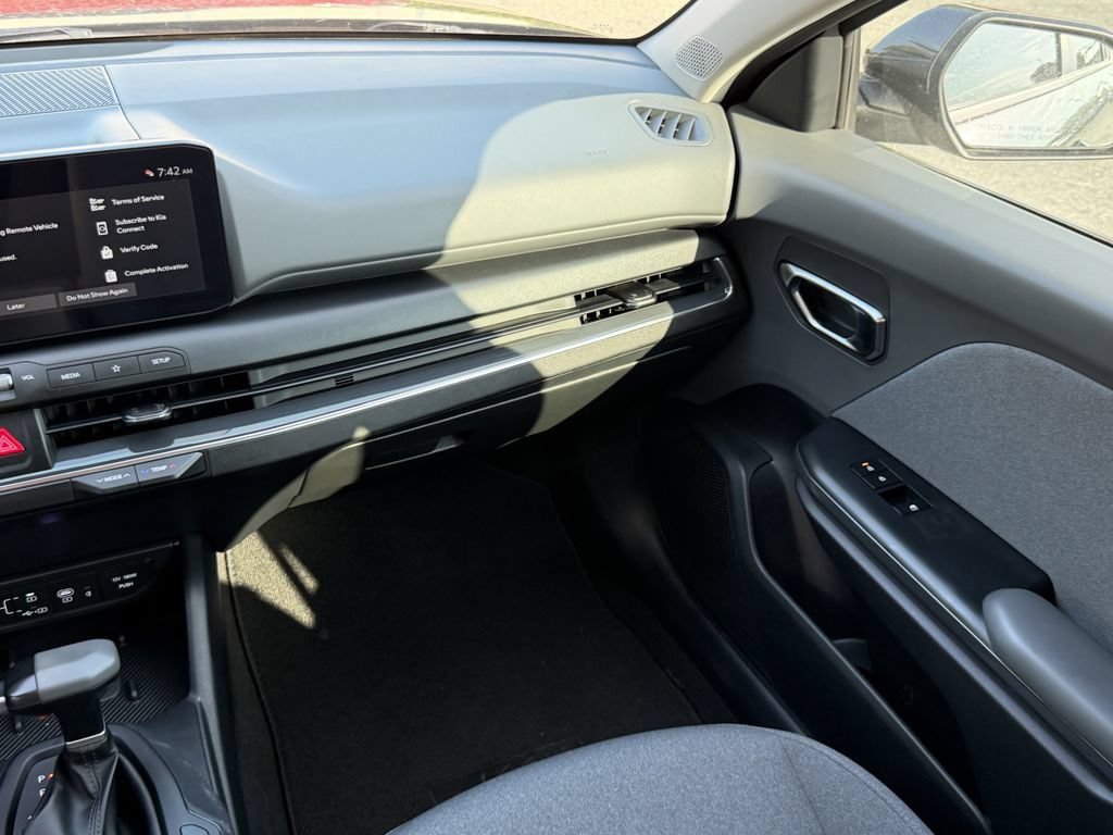 Certified 2025 Kia K4 EX FWD image 15