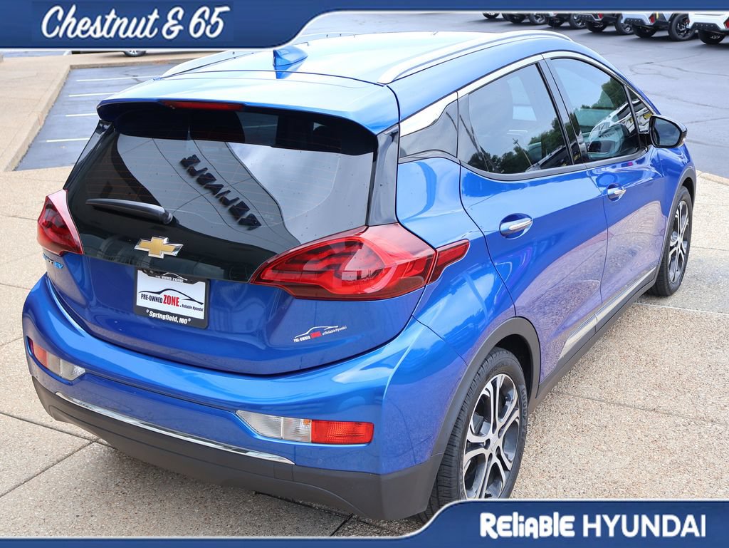 Used 2017 Chevrolet Bolt Premier w/ Driver Confidence II Package FWD image 6